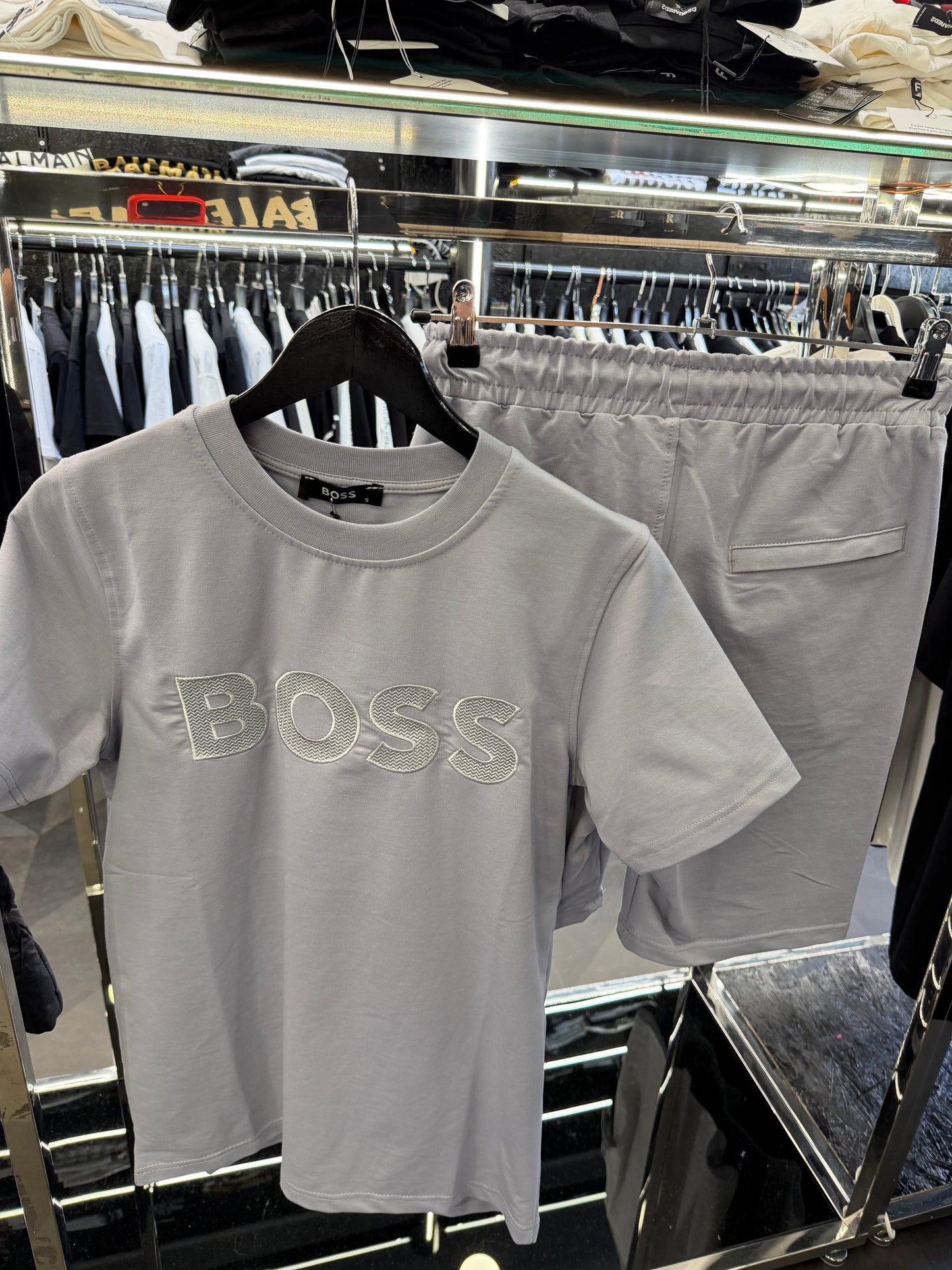 BOSS - ΣΕΤ ΣΟΡΤΣ