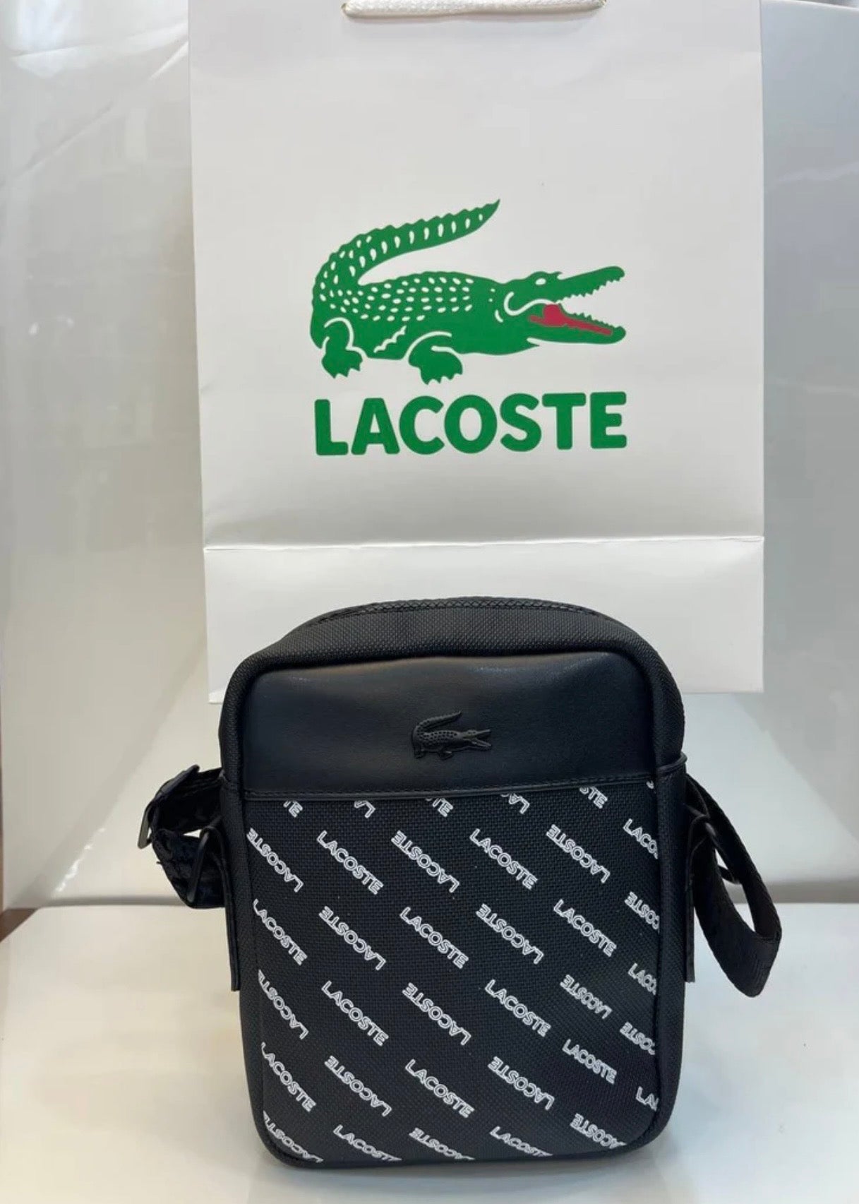 LACOSTE ΤΣΑΝΤΑΚΙ NEW 2026