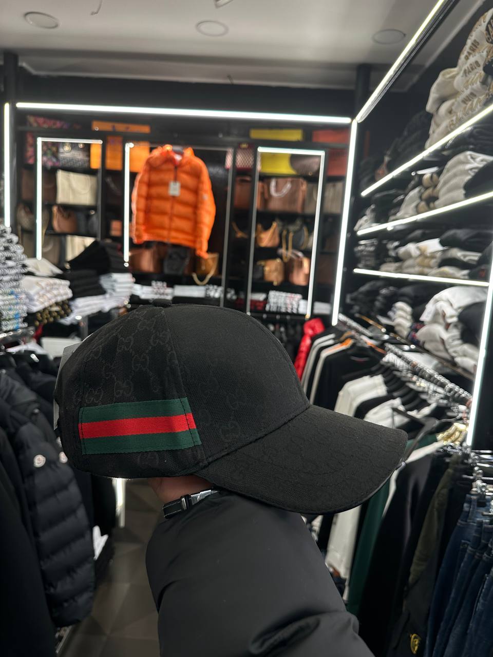 LUXURY - ΚΑΠΕΛΟ GUCCI