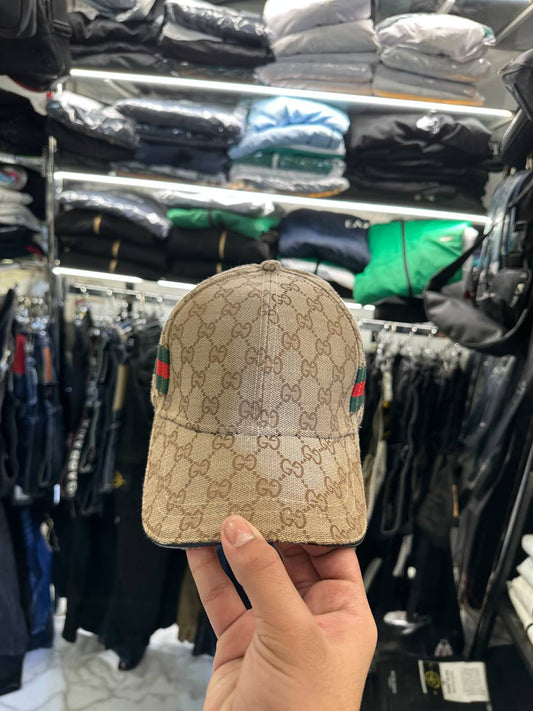 LUXURY - ΚΑΠΕΛΟ GUCCI