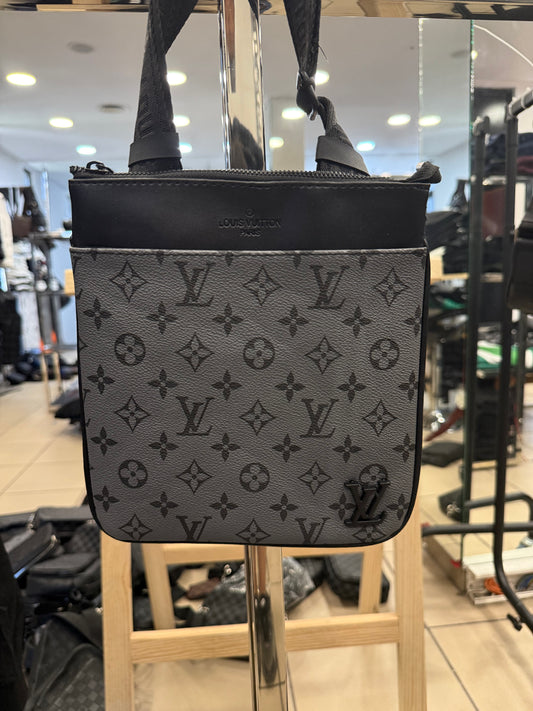 LOUIS VUITTON ΤΣΑΝΤΑΚΙ NEW 2026