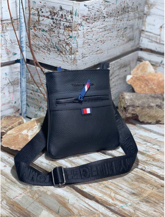 TOMMY HILFIGER ΤΣΑΝΤΑΚΙ NEW 2026