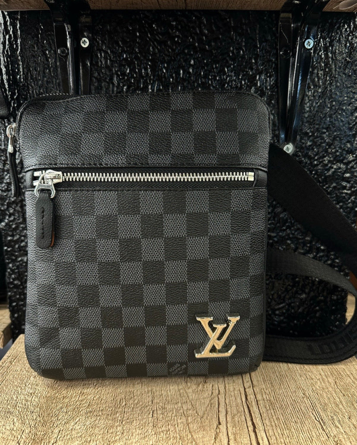 LOUIS VUITTON ΤΣΑΝΤΑΚΙ NEW 2026