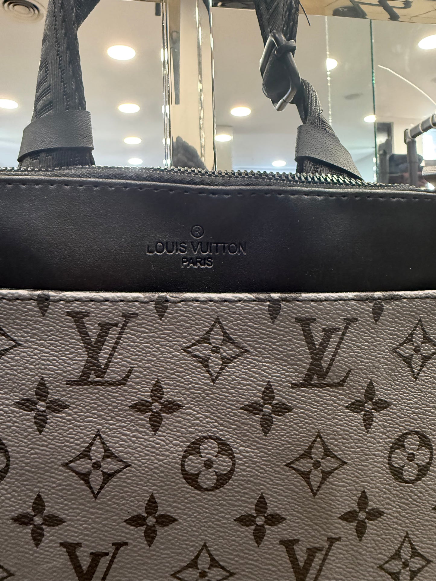 LOUIS VUITTON ΤΣΑΝΤΑΚΙ NEW 2026