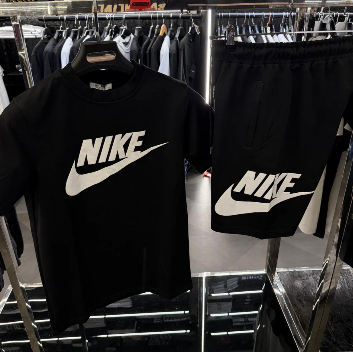 NIKE  - ΣΕΤ ΣΟΡΤΣ