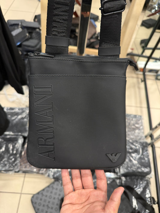 EMPORIO ARMANI ΤΣΑΝΤΑΚΙ NEW 2026
